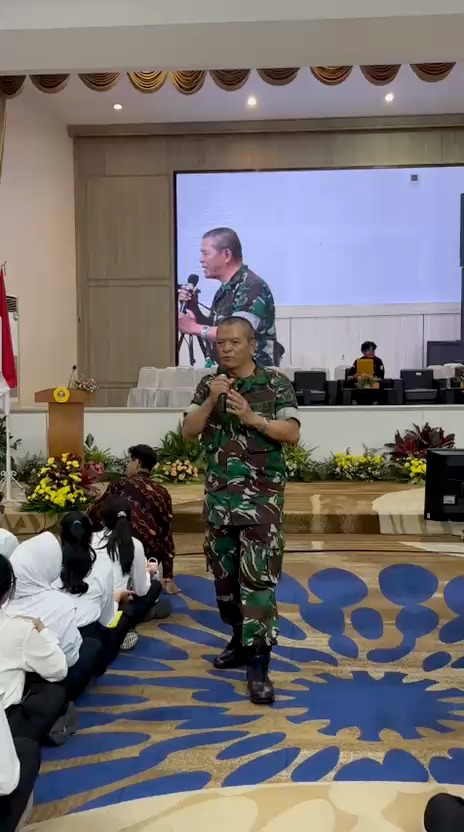 Wawasan Kebangsaan Ditekankan sebagai Fondasi Pertumbuhan Ekonomi Nasional oleh Molana Jemy, S.H., M.H. dalam Acara PKKMB FEB UNPAS 2026